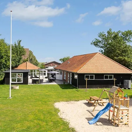 Gabriele - 17km From The Sea In Western Jutland By Interhome Hojer