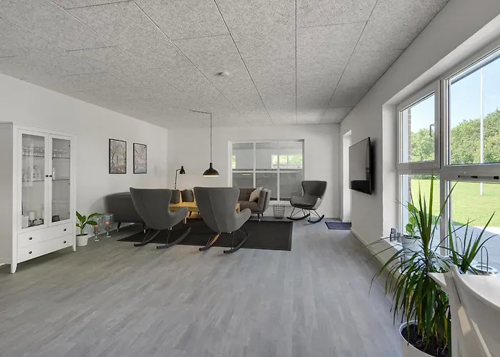 Gabriele - 17km From The Sea By Interhome *