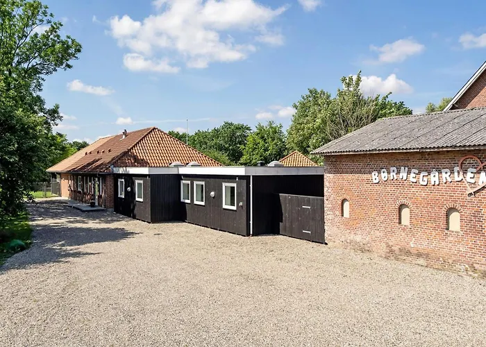 Gabriele - 17km From The Sea By Interhome